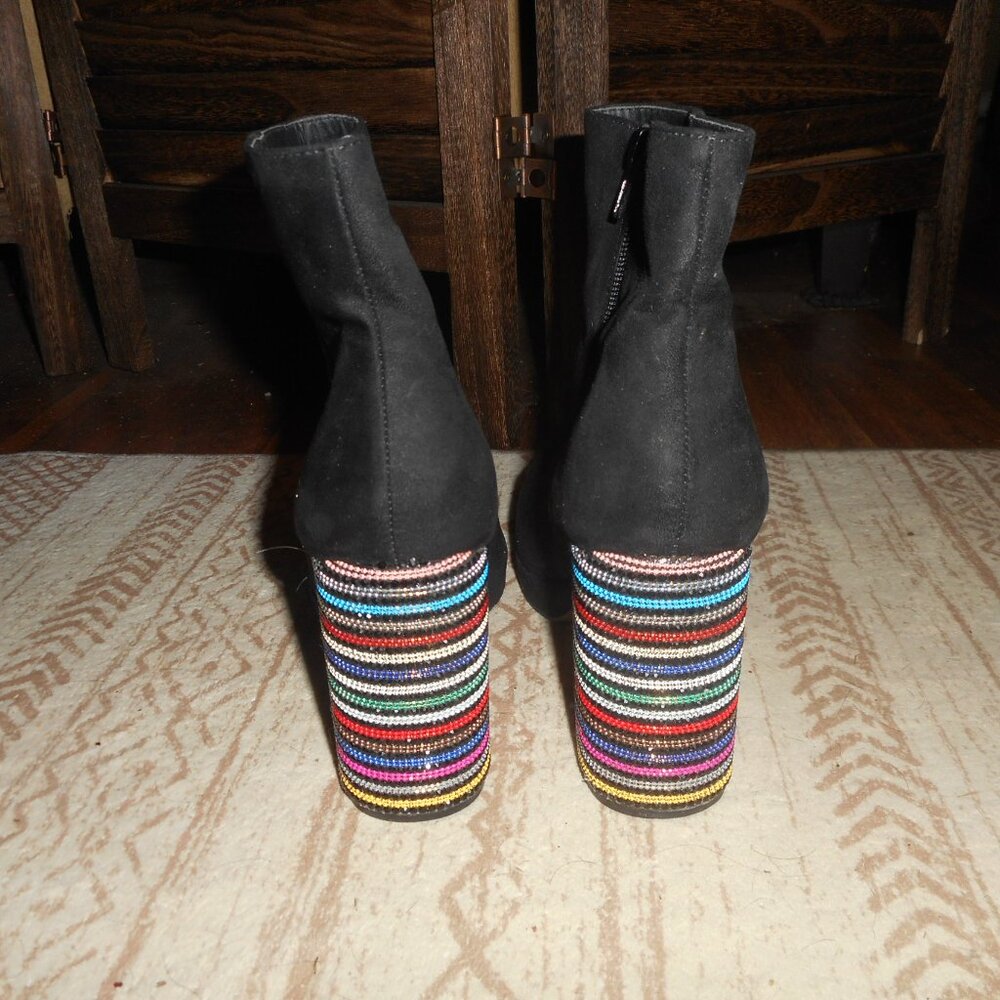 Betsey Johnson suede like black boots with rainbow crystal heels, size 8 - Picture 4 of 9